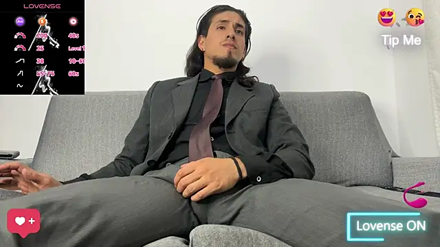 Tom blunt96 online show from October 15, 6:19 pm