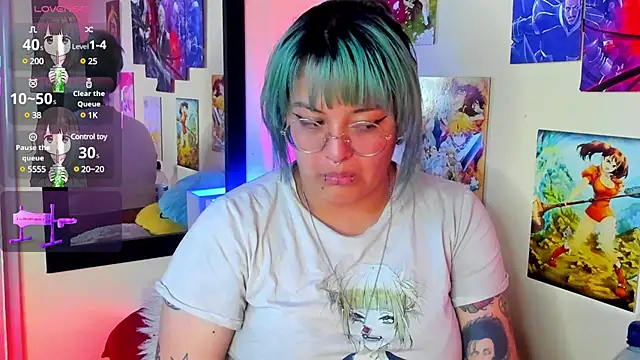 lucky-leah online show from February 2, 4:59 am