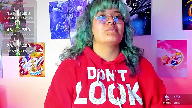 lucky-leah online show from February 3, 10:21 pm