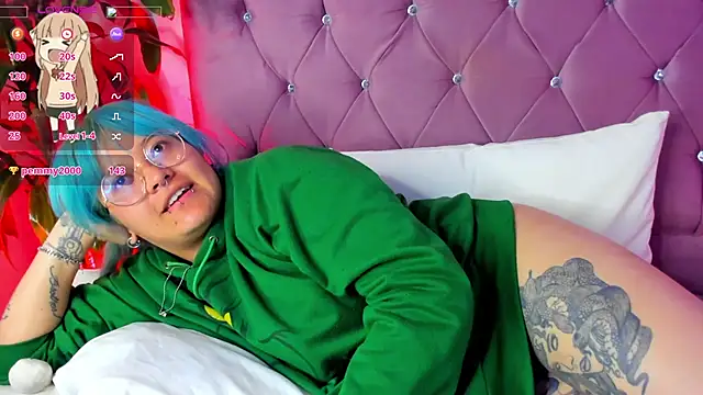 lucky-leah online show from February 20, 9:33 am