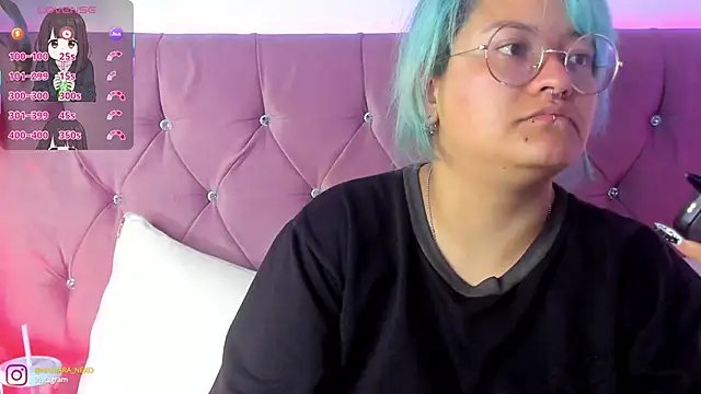 lucky-leah online show from March 21, 3:33 am