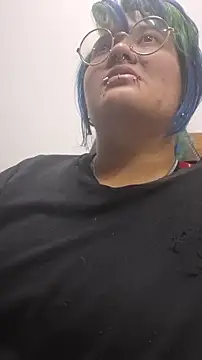 lucky-leah online show from February 3, 3:26 am