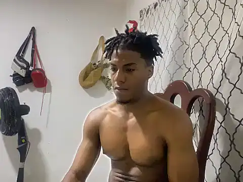 Snapshot of andrews2399 chatting on November 13, 2:43 am andrews2399 online show from November 13, 2:43 am