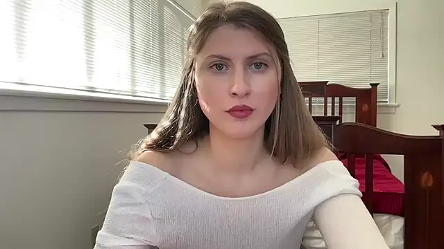 YUMIandbigWOLF online show from February 6, 9:40 pm