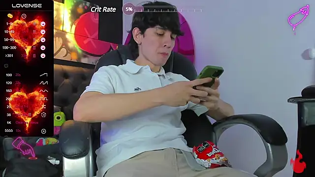 Santi delacruz online show from February 6, 5:19 pm