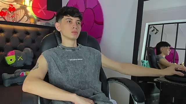 Santi delacruz online show from February 10, 4:25 pm