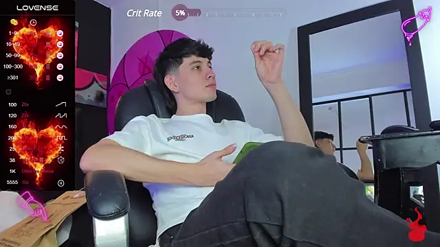 Santi delacruz online show from February 11, 8:42 pm