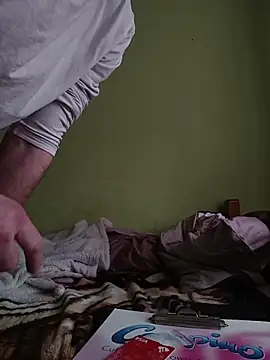 Snapshot of niesmialy39oon chatting on November 11, 10:37 am niesmialy39oon online show from November 11, 10:37 am