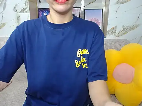 Love bug15 online show from October 3, 3:14 am