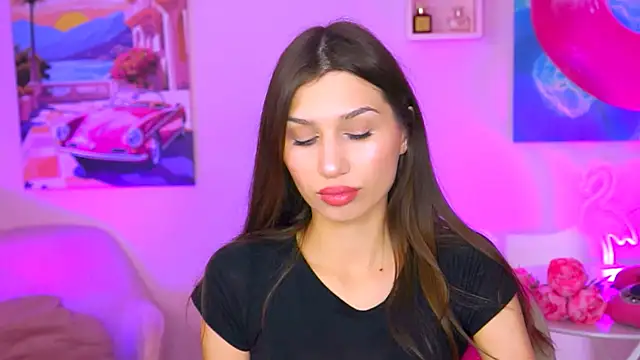 MollyPerry online show from December 3, 4:06 pm