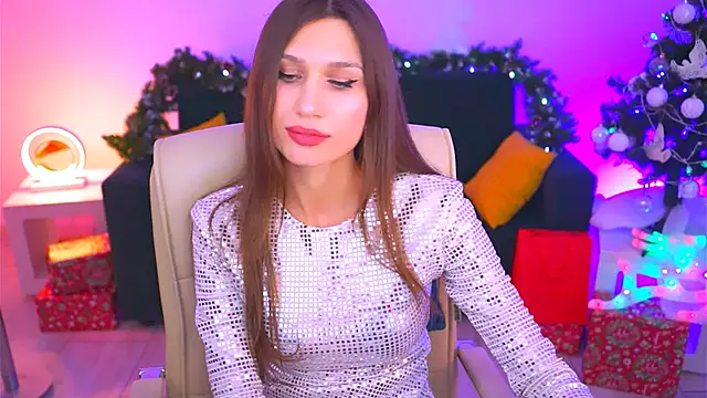 MollyPerry online show from December 23, 4:06 pm