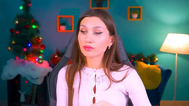 MollyPerry online show from December 27, 4:10 pm