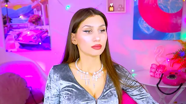 MollyPerry online show from December 30, 4:08 pm