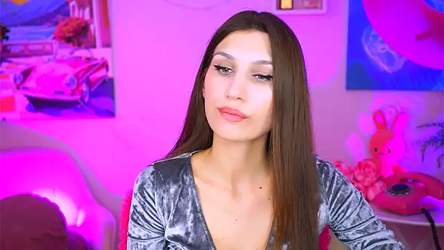 MollyPerry online show from January 29, 4:08 pm