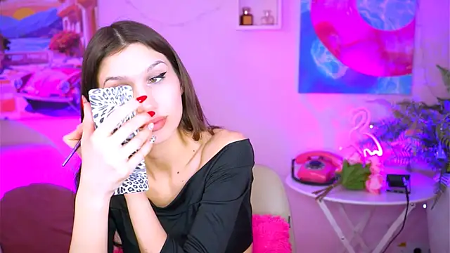 MollyPerry online show from February 15, 4:12 pm