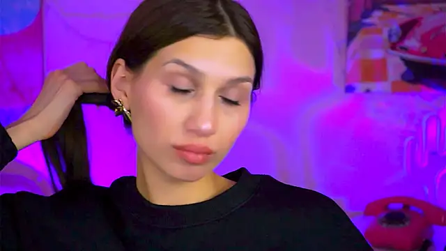 MollyPerry online show from March 18, 10:26 pm