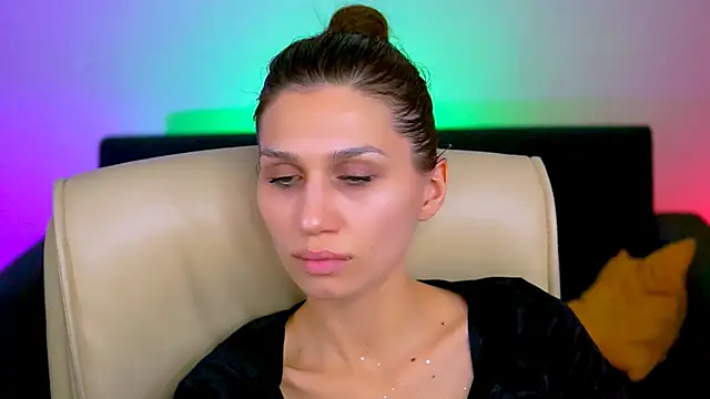 MollyPerry online show from March 19, 10:09 pm