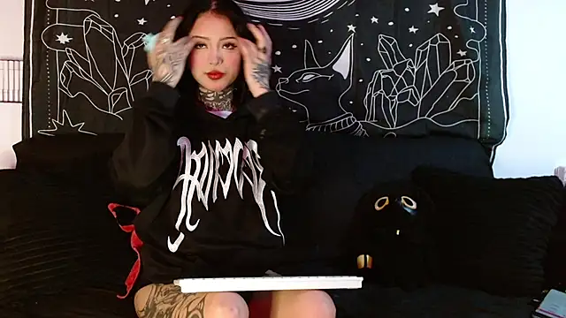 Isabella  dark online show from November 15, 3:37 am