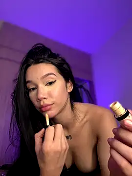 Ambar R0SSE online show from October 23, 5:40 am