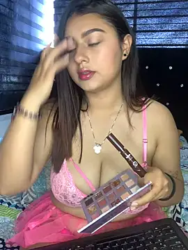 Kittyy Hott  online show from January 24, 6:04 pm