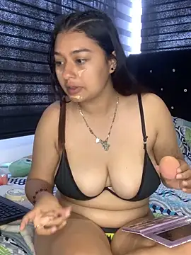 Kittyy Hott  online show from February 21, 2:59 pm