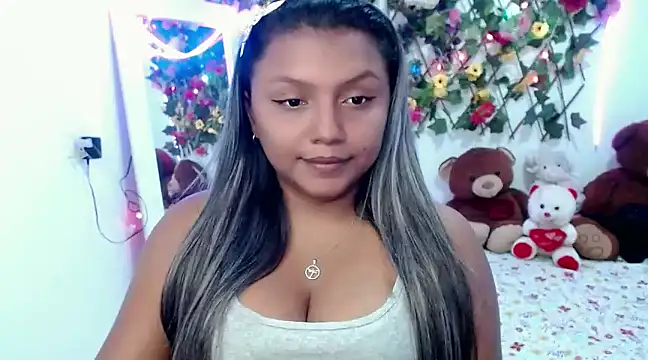 Snapshot of sexysusan4you chatting on January 19, 5:49 pm sexysusan4you online show from January 19, 5:49 pm