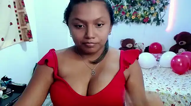 Snapshot of sexysusan4you chatting on February 14, 11:09 pm sexysusan4you online show from February 14, 11:09 pm