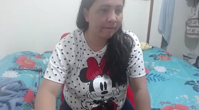 sonia  milk online show from December 13, 11:39 pm