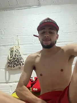 ever10183 online show from April 5, 11:13 pm