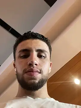 ever10183 online show from April 7, 4:29 pm