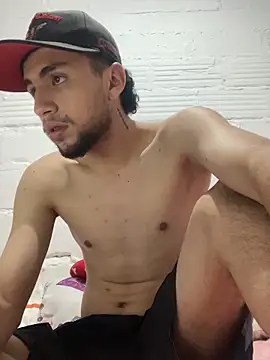 ever10183 online show from April 18, 5:33 am