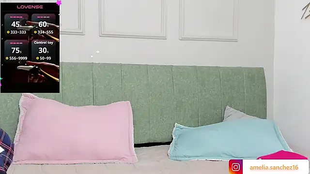 Snapshot of Sussanewolf chatting on October 23, 12:15 pm Sussanewolf online show from October 23, 12:15 pm