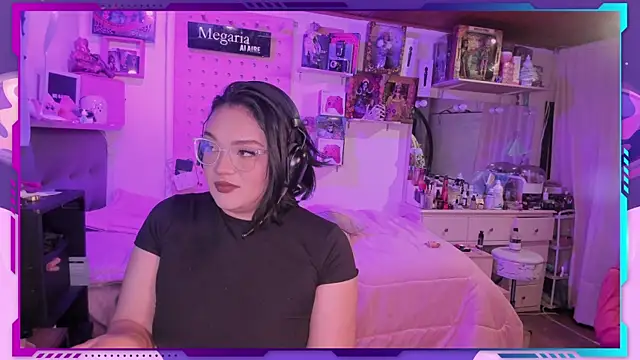 MegariaB online show from November 6, 4:35 am