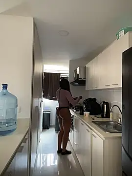 Snapshot of evangeline_ch chatting on December 14, 3:17 pm evangeline ch online show from December 14, 3:17 pm