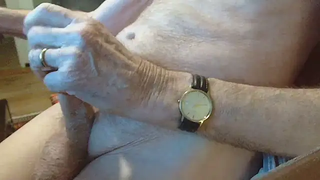 Snapshot of lasseoldman chatting on March 4, 5:41 pm lasseoldman online show from March 4, 5:41 pm