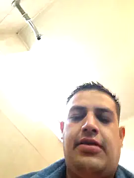 Snapshot of Ernesto696967 chatting on July 11, 2:20 pm Ernesto696967 online show from July 11, 2:20 pm