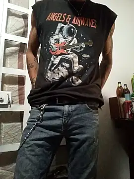 Snapshot of mexicaninuganda chatting on December 28, 5:23 am mexicaninuganda online show from December 28, 5:23 am