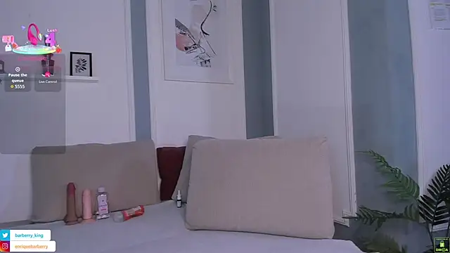 EnriqueBarberry online show from March 28, 6:13 am