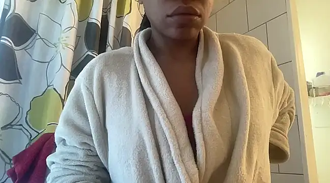 MommyConfident online show from February 14, 8:48 pm