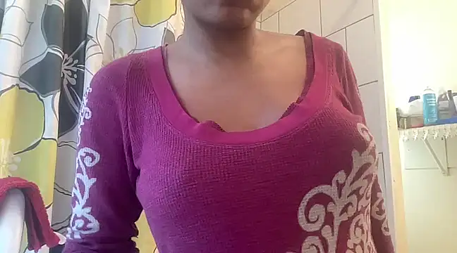 MommyConfident online show from February 17, 9:08 pm