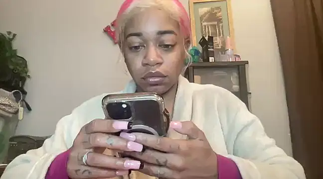 MommyConfident online show from March 15, 12:47 am