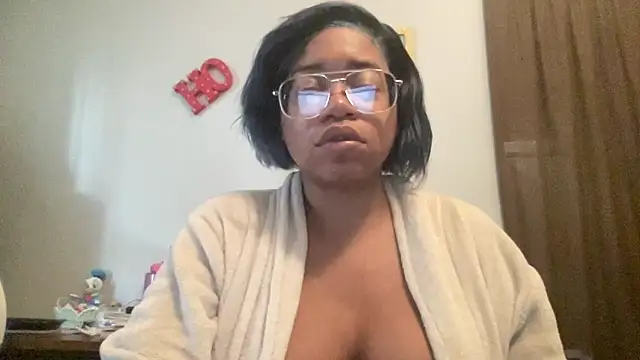 MommyConfident online show from October 21, 1:12 pm