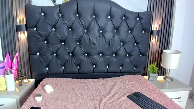 Kagome01 online show from April 18, 12:31 pm