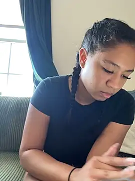 VanessaBling online show from February 5, 4:22 pm