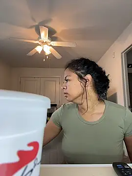 VanessaBling online show from February 14, 4:04 pm