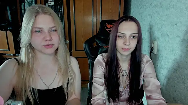 Snapshot of Rachel_Sharp chatting on September 29, 10:31 am Rachel Sharp online show from September 29, 10:31 am