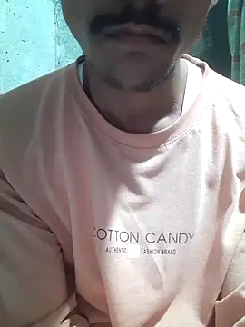 Snapshot of Burhade-- chatting on November 27, 12:24 am Burhade-- online show from November 27, 12:24 am