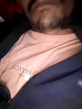 Snapshot of Burhade-- chatting on February 25, 11:47 pm Burhade-- online show from February 25, 11:47 pm