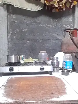 Snapshot of Burhade-- chatting on April 4, 3:53 pm Burhade-- online show from April 4, 3:53 pm