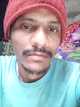 Snapshot of Burhade-- chatting on April 14, 11:22 pm Burhade-- online show from April 14, 11:22 pm